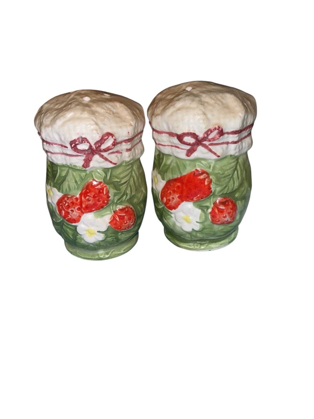 Vintage strawberry jar salt and pepper shakers